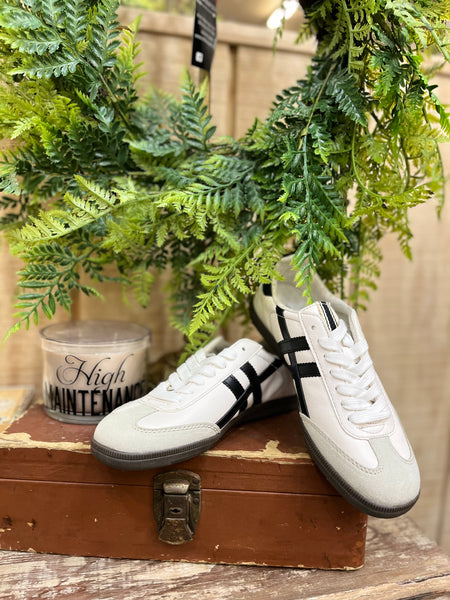 THE GC Everyday White Sneaker