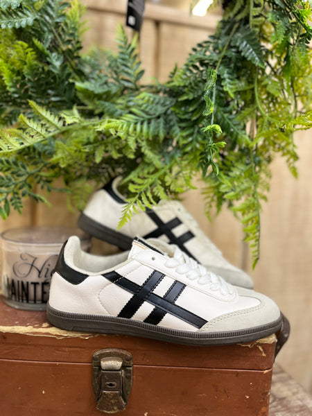 THE GC Everyday White Sneaker