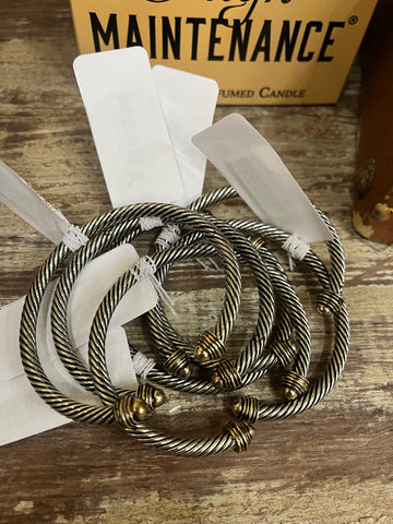 The Medium Twisted Cuff