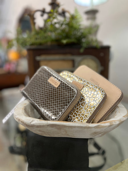 Consuela Zippy Wallet