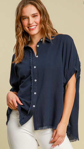 The Gatlin Navy Everyday Top