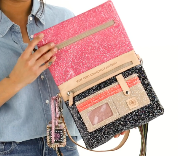 Consuela Metro Crossbody - Bae