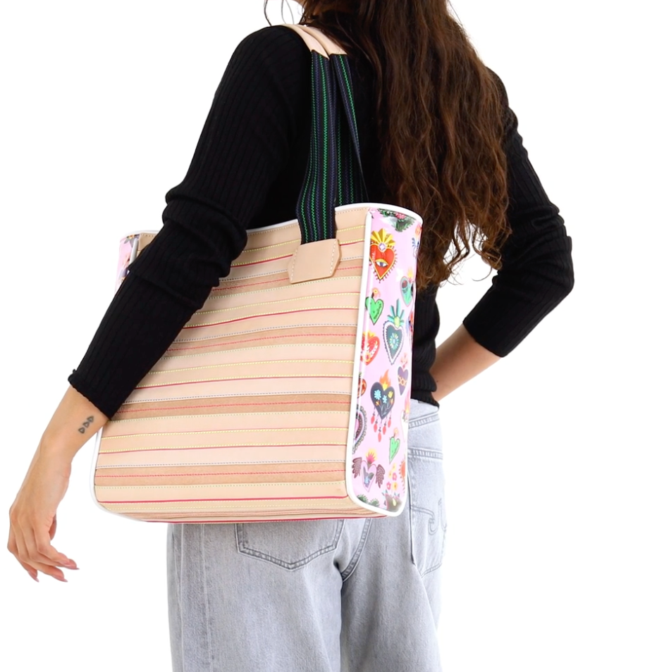 Consuela Classic Tote - Caroline