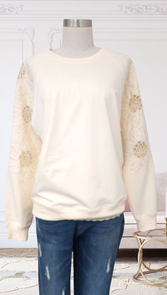 The Tiffany Embroidery Top